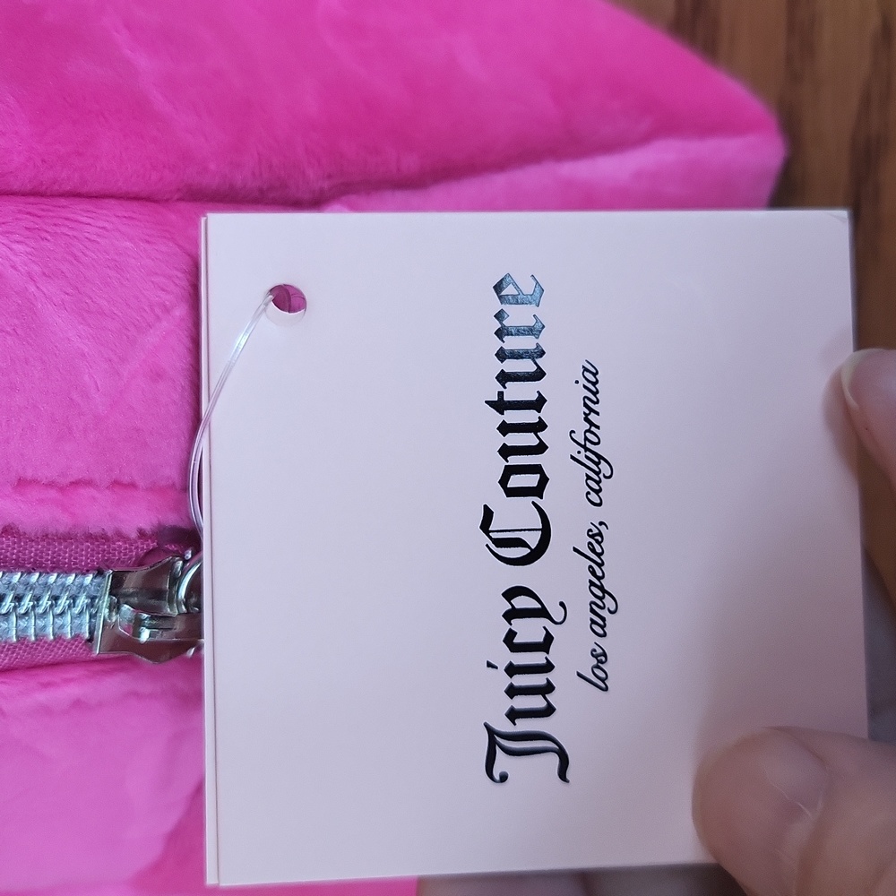 NWT Juicy Couture pink cosmetic bag - Picture 9 of 10